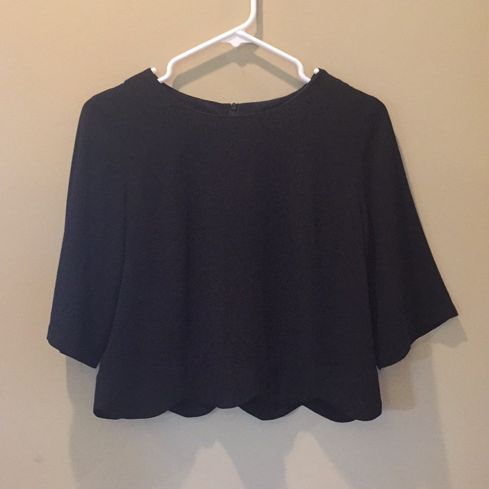 Black crop top